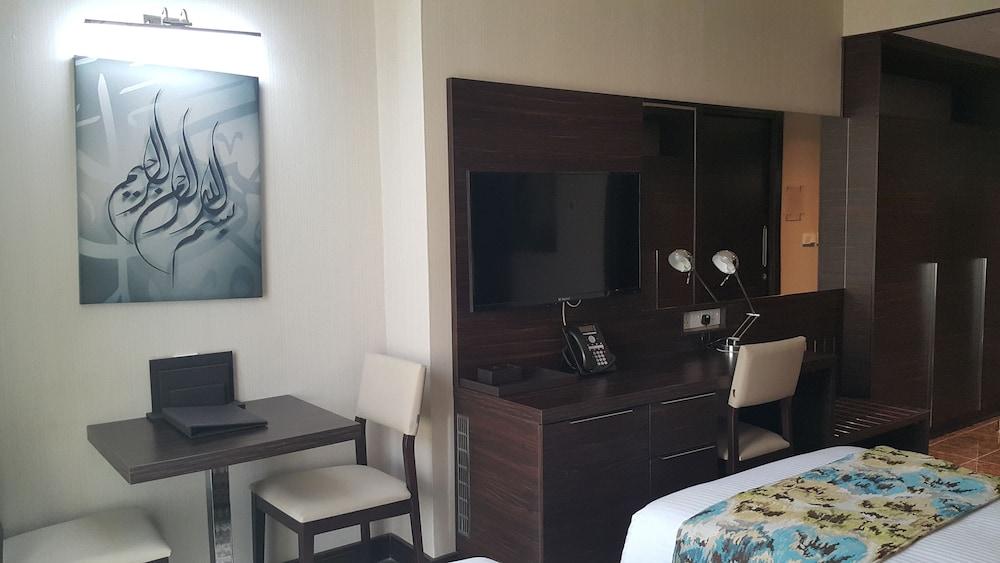 M Hotel Makkah By Millennium Mekka Eksteriør billede A room at the hotel