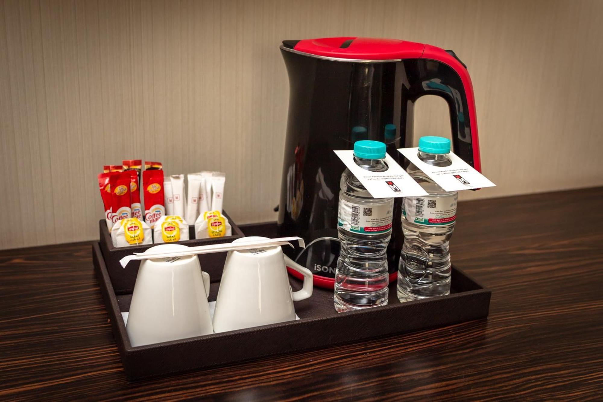 M Hotel Makkah By Millennium Mekka Eksteriør billede A tray of room service