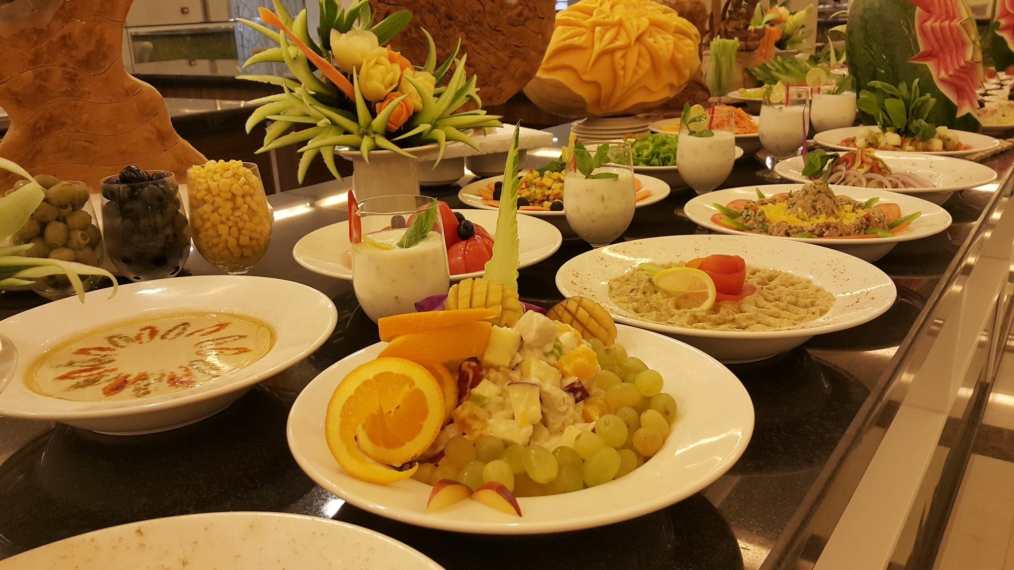 M Hotel Makkah By Millennium Mekka Eksteriør billede Vietnamese cuisine